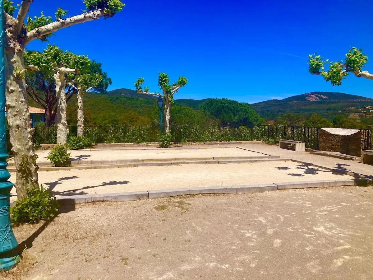 Les Restanques 10 Chenes 3 Chambres Grimaud