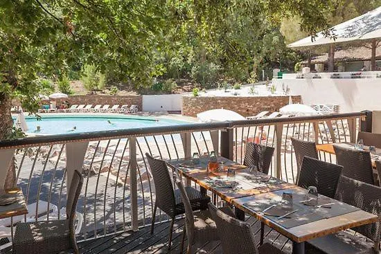 Les Restanques 10 Chenes 3 Chambres Grimaud France