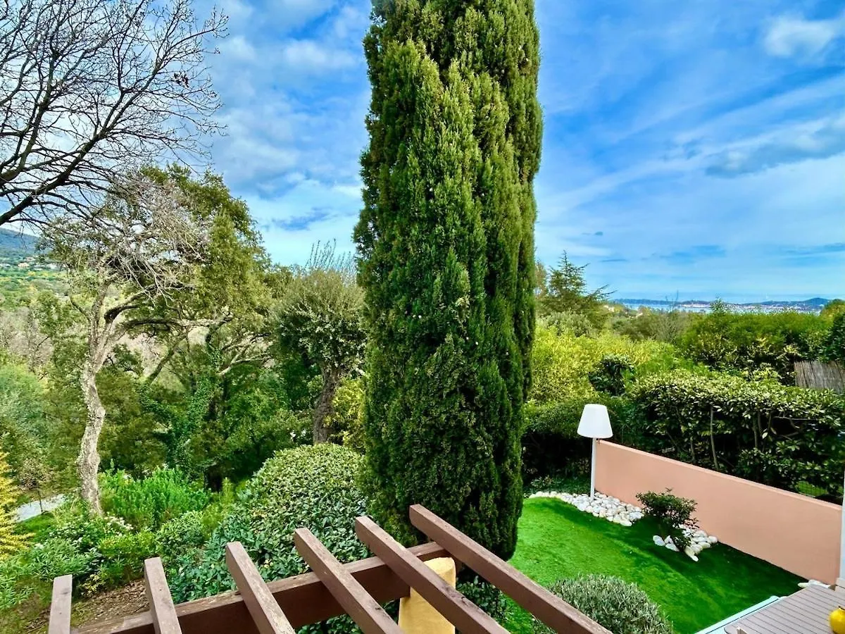 Les Restanques 10 Chenes 3 Chambres Grimaud France