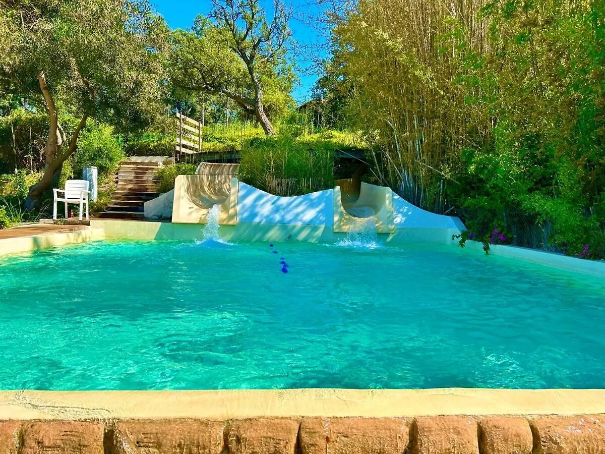 Les Restanques 10 Chenes 3 Chambres Grimaud