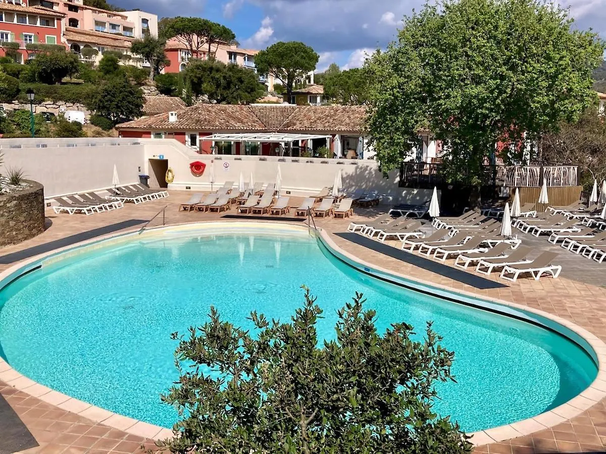 Les Restanques 10 Chenes 3 Chambres Grimaud 0*,  France